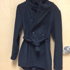 Pea coat with belt and hood
